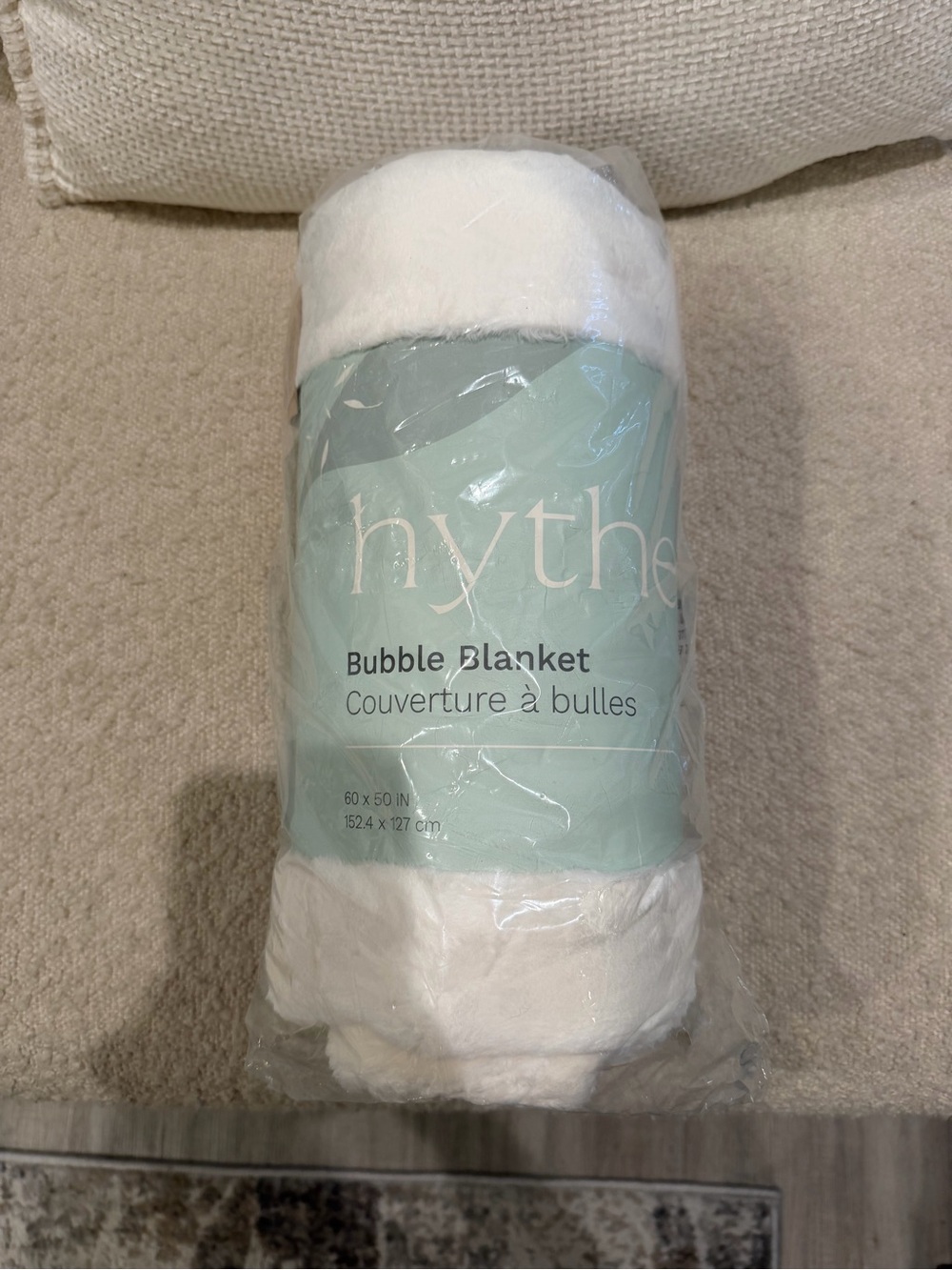 Hythe White Bubble Throw Blanket - Soft Plush Cozy Throw